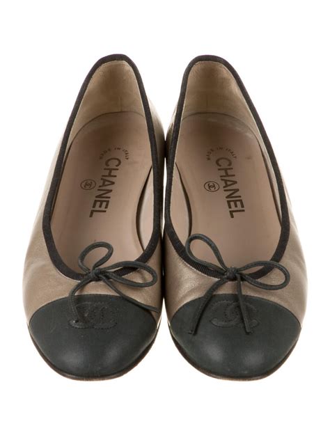 chanel flats online shopping|Chanel interlocking flats.